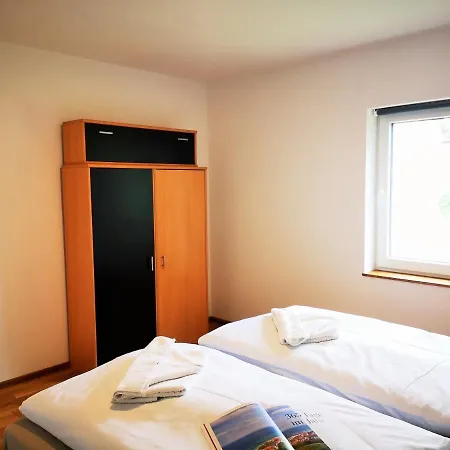 Landhaus Schierbecker Fewo 3 * Steffenshagen